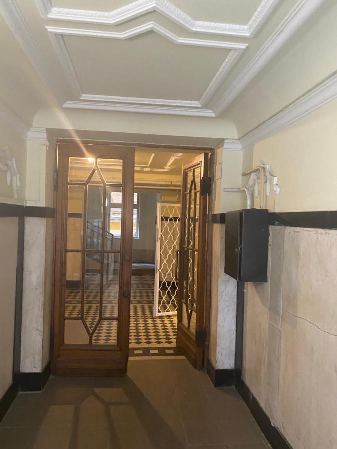 Tatra Apartment By The Danube Fully Accessible Budapest Exteriör bild