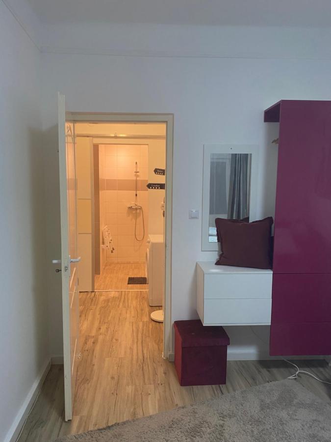 Tatra Apartment By The Danube Fully Accessible Budapest Exteriör bild