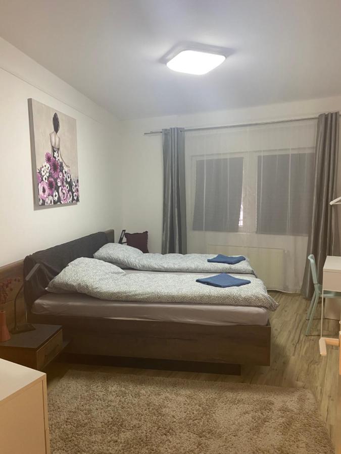 Tatra Apartment By The Danube Fully Accessible Budapest Exteriör bild