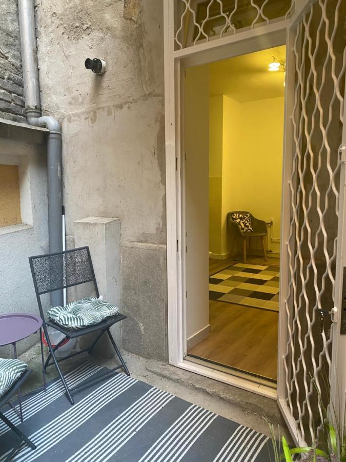 Tatra Apartment By The Danube Fully Accessible Budapest Exteriör bild